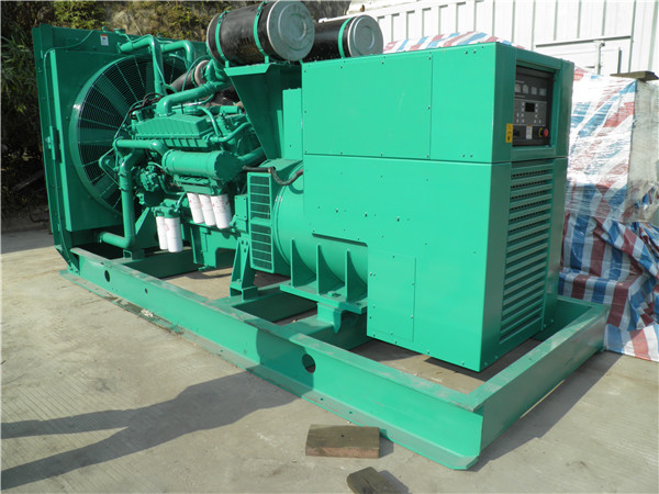 曹县出租发电机 发电机组厂家：柴油发电机组的控制屏的作用是什么？